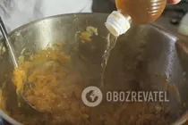 Бюджетний цибулевий суп - Крок 4 Бюджетний цибулевий суп - Крок 4