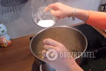 Цибулевий суп із бульйонним кубиком - Крок 3 Цибулевий суп із бульйонним кубиком - Крок 3