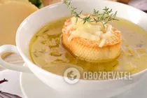 Луковый суп с чесноком и белым вином - Шаг 7 Луковый суп с чесноком и белым вином - Шаг 7