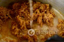 Луковый суп с чесноком и белым вином - Шаг 5 Луковый суп с чесноком и белым вином - Шаг 5