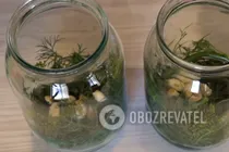 Малосольные огурцы с гвоздикой - Шаг 3 Малосольные огурцы с гвоздикой - Шаг 3
