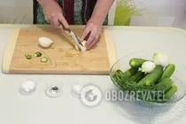 Салат из огурцов с луком и уксусом - Шаг 3 Салат из огурцов с луком и уксусом - Шаг 3