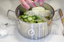 Салат из огурцов с луком и уксусом - Шаг 5 Салат из огурцов с луком и уксусом - Шаг 5