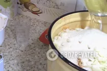 Салат с фасолью и помидорами - Шаг 6 Салат с фасолью и помидорами - Шаг 6