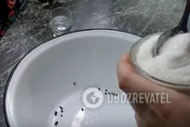 Салат із помідорів і цибулі - Крок 1 Салат із помідорів і цибулі - Крок 1