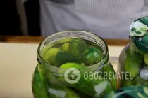 Мариновані огірки з естрагоном - Крок 8 Мариновані огірки з естрагоном - Крок 8
