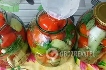 Мариновані помідори з болгарським перцем - Крок 10 Мариновані помідори з болгарським перцем - Крок 10