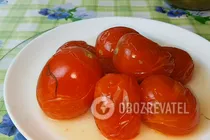 Квашеные помидоры с хреном - Шаг 8 Квашеные помидоры с хреном - Шаг 8