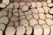 Мариновані баклажани з томатною пастою - Крок 2 Мариновані баклажани з томатною пастою - Крок 2