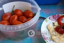 Квашені помідори з тархуном - Крок 3 Квашені помідори з тархуном - Крок 3