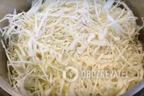 Капуста на зиму с морковью и яблоками - Шаг 3 Капуста на зиму с морковью и яблоками - Шаг 3