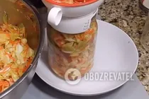 Овощной салат с кориандром - Шаг 8 Овощной салат с кориандром - Шаг 8