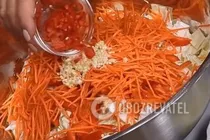 Овощной салат с кориандром - Шаг 3 Овощной салат с кориандром - Шаг 3