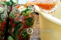 Салат з огірками і болгарським перцем - Крок 7 Салат з огірками і болгарським перцем - Крок 7