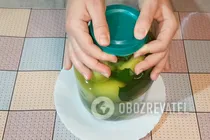 Моченые яблоки с медом и мелиссой - Шаг 6 Моченые яблоки с медом и мелиссой - Шаг 6