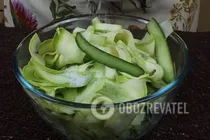 Мариновані кабачки за 40 хвилин - Крок 2 Мариновані кабачки за 40 хвилин - Крок 2