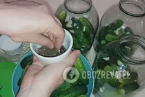 Квашені огірки з хріном - Крок 4 Квашені огірки з хріном - Крок 4