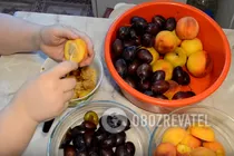 Сливово-персиковий компот - Крок 2 Сливово-персиковий компот - Крок 2