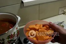 Томатний сік з овочами - Крок 3 Томатний сік з овочами - Крок 3
