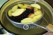 Яблучно-смородиновий компот - Крок 4 Яблучно-смородиновий компот - Крок 4
