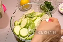 Мариновані кабачки "Як у бабусі" - Крок 2 Мариновані кабачки "Як у бабусі" - Крок 2
