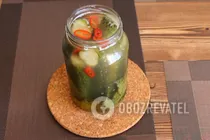 Квашеные огурцы с чесноком и перцем - Шаг 6 Квашеные огурцы с чесноком и перцем - Шаг 6