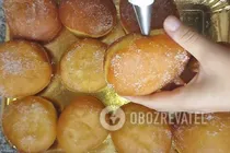 Дрожжевые пончики с кремом - Шаг 10 Дрожжевые пончики с кремом - Шаг 10