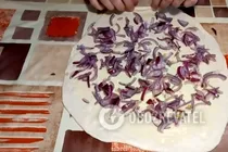 Катлама із солодкою цибулею - Крок 8 Катлама із солодкою цибулею - Крок 8