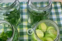 Маринованные кабачки по-болгарски - Шаг 5 Маринованные кабачки по-болгарски - Шаг 5