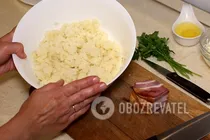 Картофельные пончики с сыром - Шаг 1 Картофельные пончики с сыром - Шаг 1