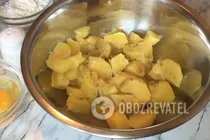 Картопляні пончики "Спіральки" - Крок 2 Картопляні пончики "Спіральки" - Крок 2