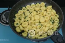 Картопляні галушки із сиром - Крок 13 Картопляні галушки із сиром - Крок 13