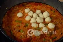 Чесночные клецки в соусе - Шаг 8 Чесночные клецки в соусе - Шаг 8