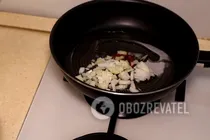 Канелоні з фаршем та цибулею - Крок 2 Канелоні з фаршем та цибулею - Крок 2