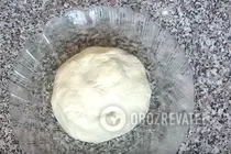 Сирні вушка в духовці - Крок 4 Сирні вушка в духовці - Крок 4