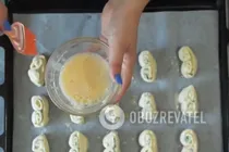 Ушки с сыром и зеленью - Шаг 9 Ушки с сыром и зеленью - Шаг 9