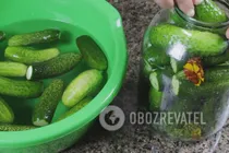 Консервированные огурцы с водкой - Шаг 3 Консервированные огурцы с водкой - Шаг 3