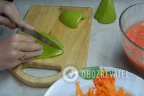 Квашеные помидоры с овощами - Шаг 4 Квашеные помидоры с овощами - Шаг 4