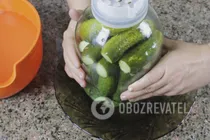 Консервированные огурцы с водкой - Шаг 7 Консервированные огурцы с водкой - Шаг 7