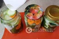 Мариновані огірки з кабачками - Крок 10 Мариновані огірки з кабачками - Крок 10