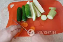 Мариновані огірки з кабачками - Крок 2 Мариновані огірки з кабачками - Крок 2