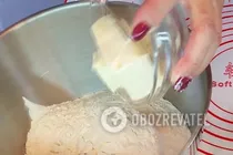 Дрожжевые пончики на молоке - Шаг 1 Дрожжевые пончики на молоке - Шаг 1