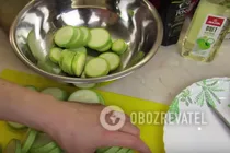 Мариновані кабачки з медом - Крок 2 Мариновані кабачки з медом - Крок 2