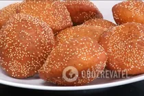 Пончики с кунжутом - Шаг 10 Пончики с кунжутом - Шаг 10