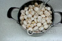 Маринованные шампиньоны с уксусом - Шаг 2 Маринованные шампиньоны с уксусом - Шаг 2