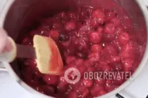 Листкові булочки з вишнею - Крок 2 Листкові булочки з вишнею - Крок 2