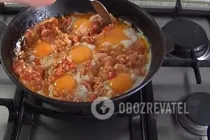 Яичница с помидорами - Шаг 5 Яичница с помидорами - Шаг 5
