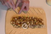 Рулет с яблоками - Шаг 3 Рулет с яблоками - Шаг 3