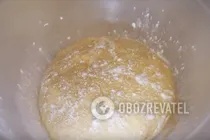 Рогалики с вишней - Шаг 3 Рогалики с вишней - Шаг 3
