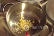 Паста с морепродуктами в томатном соусе - Шаг 3 Паста с морепродуктами в томатном соусе - Шаг 3